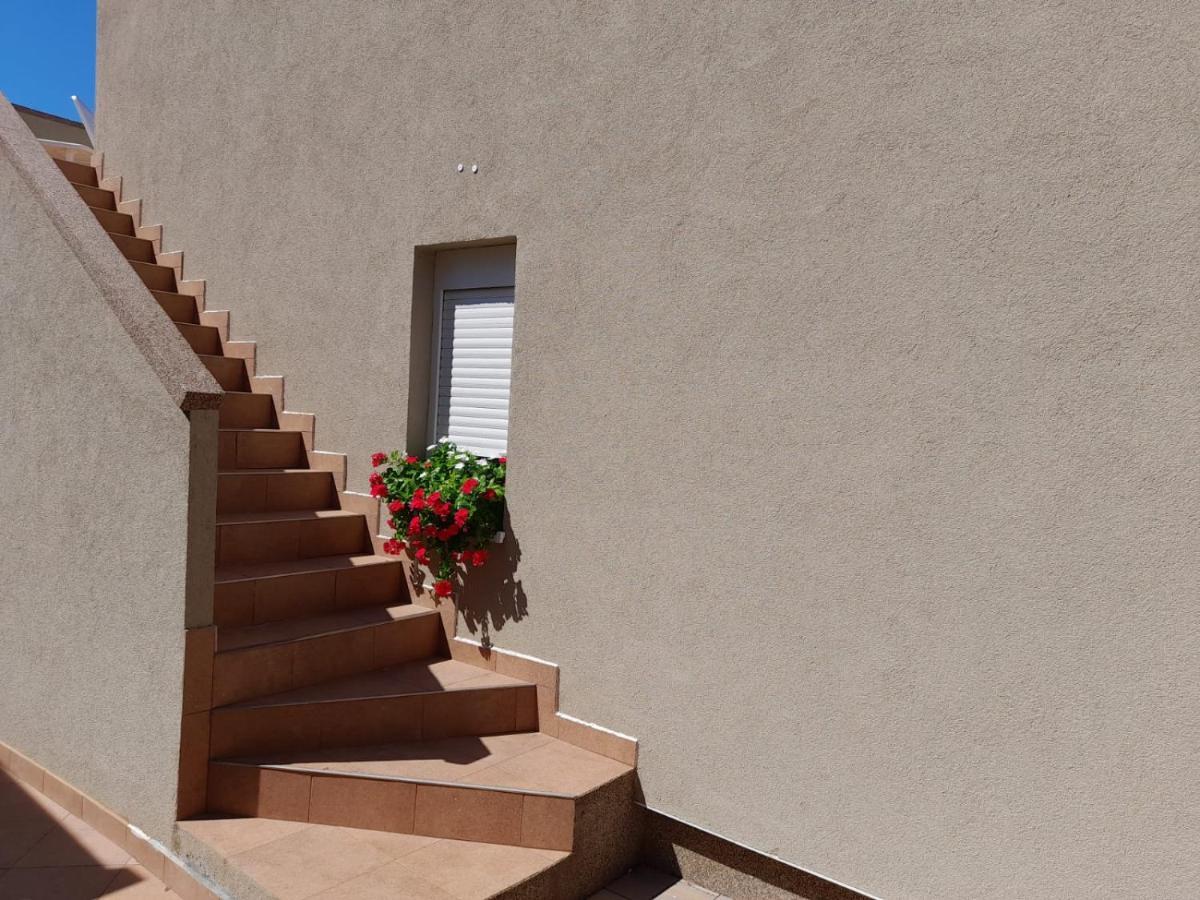 Apartman Jurisic Vir Exterior photo